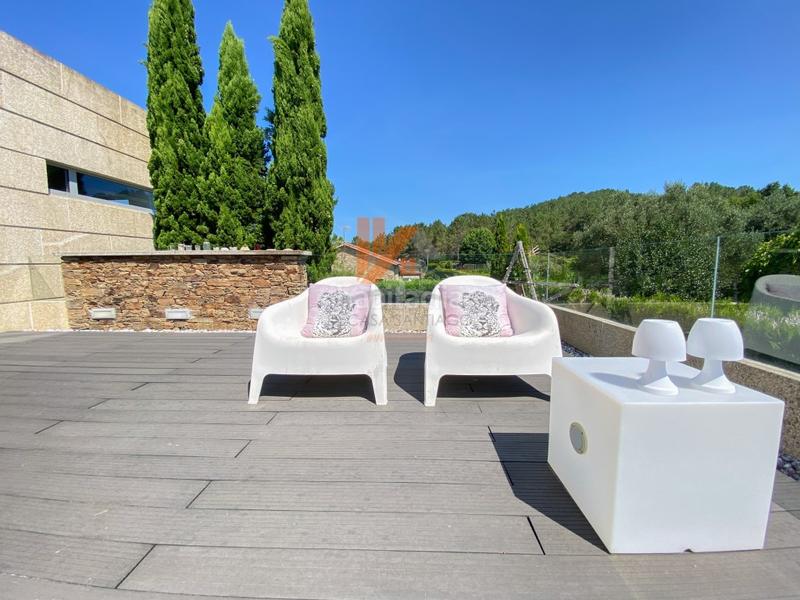 Foto 0117eb92-1f93-44ea-84e3-dde80fcd500e. Xalet a lugar framan 38 a Bugallido Ames