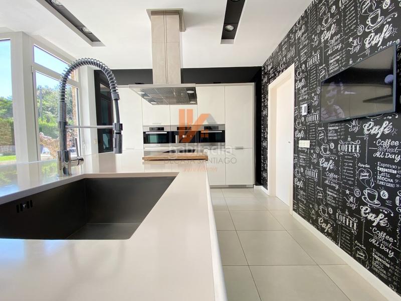 Foto 19de84c5-dc55-455d-9295-bfe6f26bcff5. Xalet a lugar framan 38 a Bugallido Ames