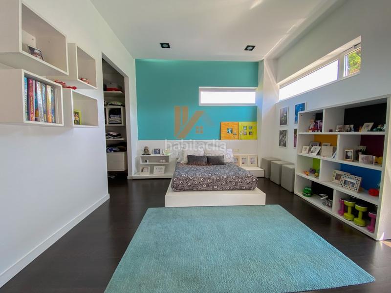 Foto de639780-b27c-4c61-a1fb-e47f663e4d5a. Xalet a lugar framan 38 a Bugallido Ames