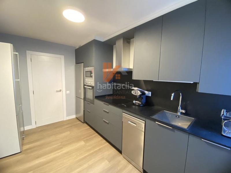 Foto 59819641-833c-40bf-a6a3-ee5c109be277. Rent flat in rua frei rosendo salvado 16 in Ensanche - Sar Santiago de Compostela