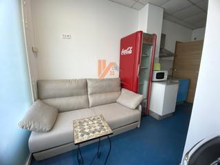 Location Appartement à Rua eduardo pondal 2. Se alquila apartamento 2 habitacion contrato temporal junio 2026