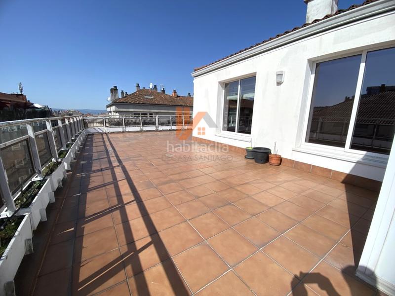 Foto d9314b55-c20e-4dea-a353-a8ae8dfdc51b. Alquiler ático en rua xeneral pardiñas 5 espectacular ático con terraza en general pardiñas en Santiago de Compostela