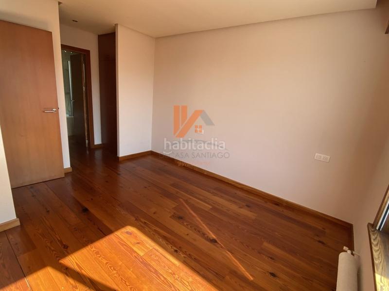 Foto fed00459-dbb9-414f-b36e-accc0d82451e. Alquiler ático en rua xeneral pardiñas 5 espectacular ático con terraza en general pardiñas en Santiago de Compostela