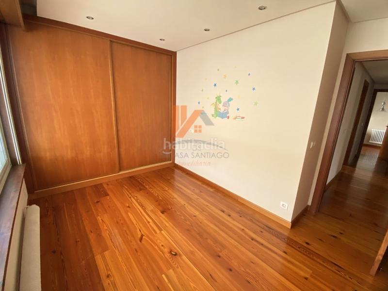 Foto ce2b2550-a827-4f35-a969-4119a596f437. Location attique dans rua xeneral pardiñas 5 dans Ensanche - Sar Santiago de Compostela