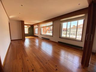 Penthouse in Rua Xeneral Pardiñas 5