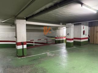 Aparcament cotxe a Ensanche - Sar. Se vende plaza de garaje en montero rios
