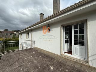 Xalet  Lugar freiria 8. Chalet independiente a 12 minutos de santiago de compostela
