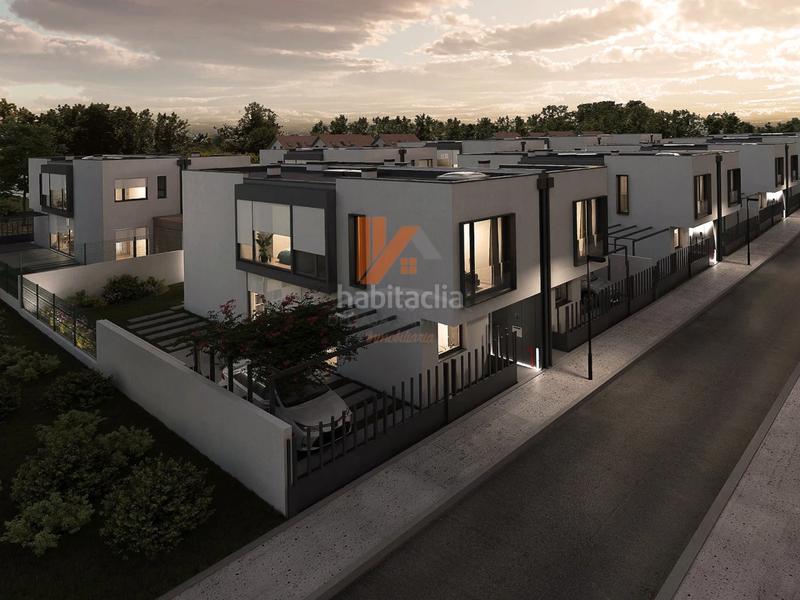 Foto 7269f0a2-52f4-44dc-9fe8-c3445e375433. Casa aparellada 165m<sup>2</sup> a rua benito regueiro varela 1 a Santiago de Compostela