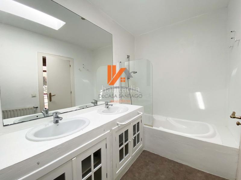 Foto 7530a0bb-845d-4f1e-a1f7-6830a0e659a4. House in lugar buceleiras in Bugallido Ames