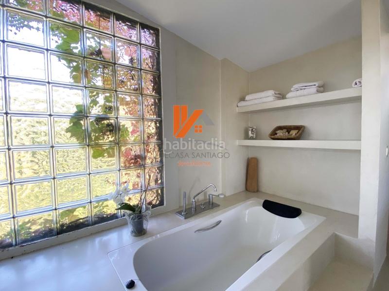 Foto 9d06e838-57e2-46ce-9455-436279fe6044. House in lugar buceleiras in Bugallido Ames