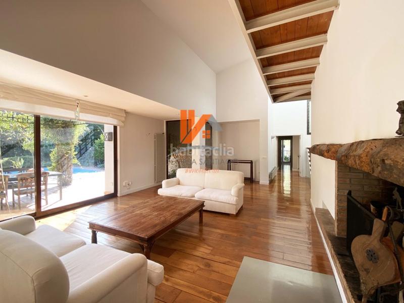 Foto d9a36805-86c4-4e21-9697-66d3340edf62. House in lugar buceleiras in Bugallido Ames