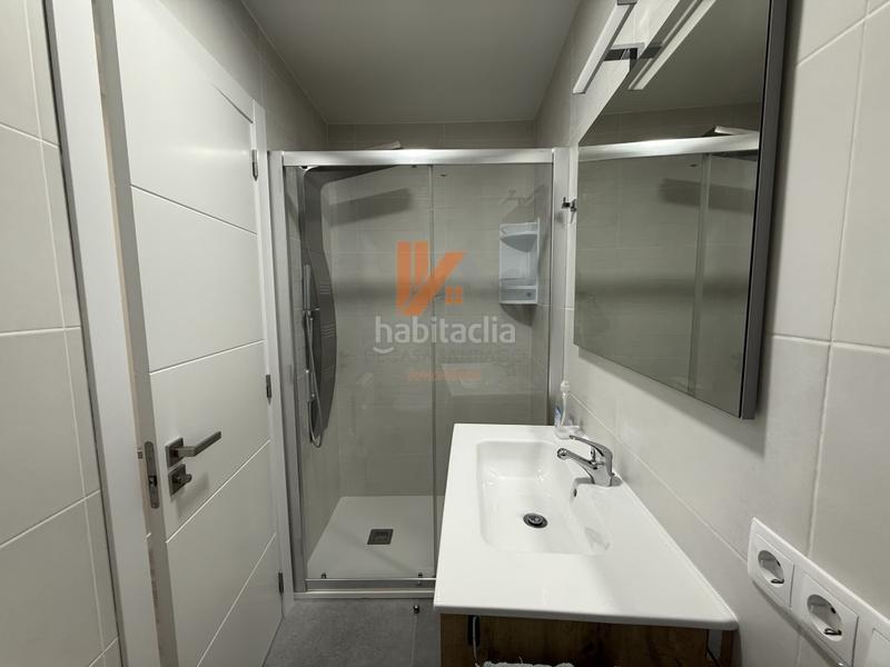 Foto 489e635b-51ef-4e1d-a5c1-161781a4c689. Appartement dans rua laverde ruiz 5 dans Ensanche - Sar Santiago de Compostela