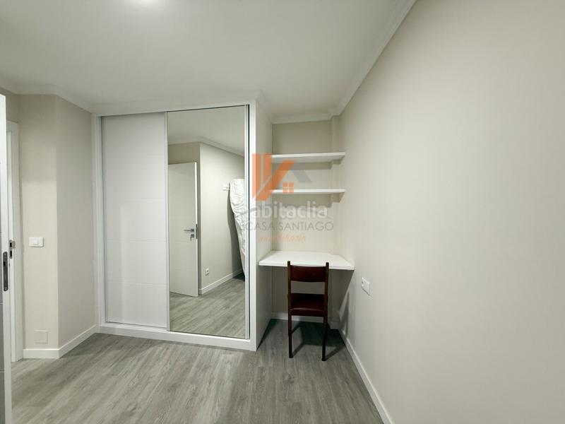 Foto 677fed93-cabb-44bb-a8f1-ce3eaafd474e. Appartement dans rua laverde ruiz 5 dans Ensanche - Sar Santiago de Compostela