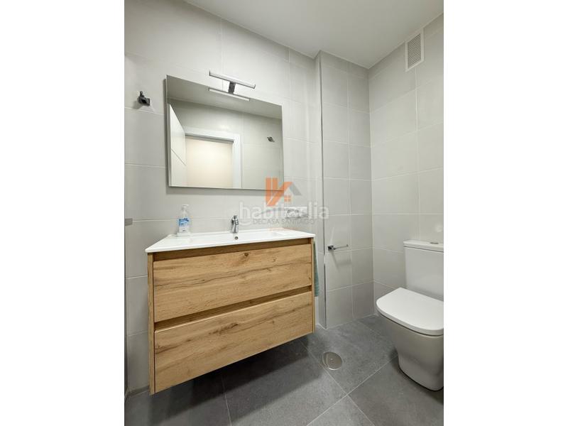 Foto 7fa9b76f-c5e6-4843-a766-fd60b6a4f378. Appartement dans rua laverde ruiz 5 dans Ensanche - Sar Santiago de Compostela