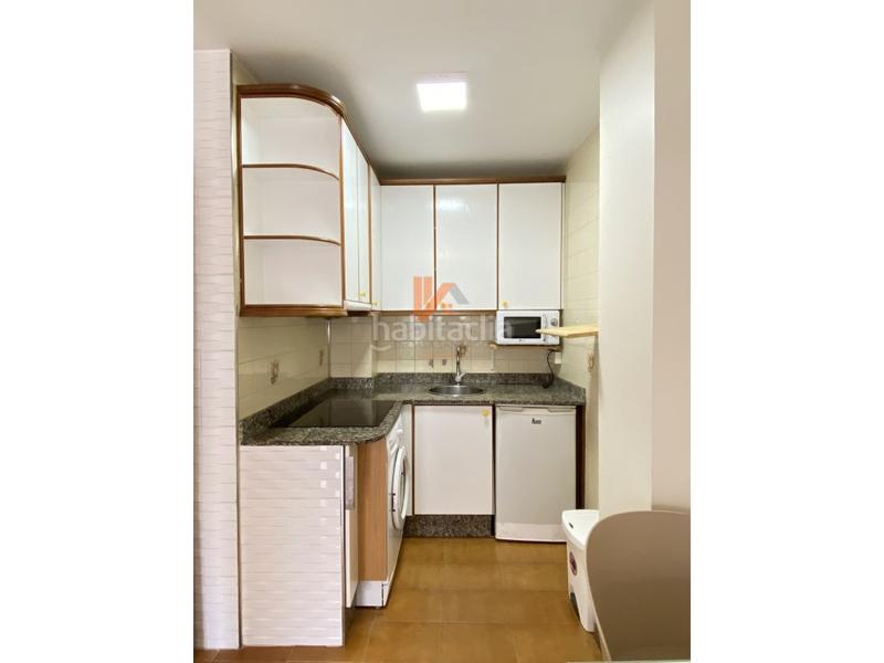 Foto dc61e48d-37c2-40b5-9cdf-820105bc5da8. Alquiler apartamento en rua castron douro 47 apartamento en alquiler en Santiago de Compostela