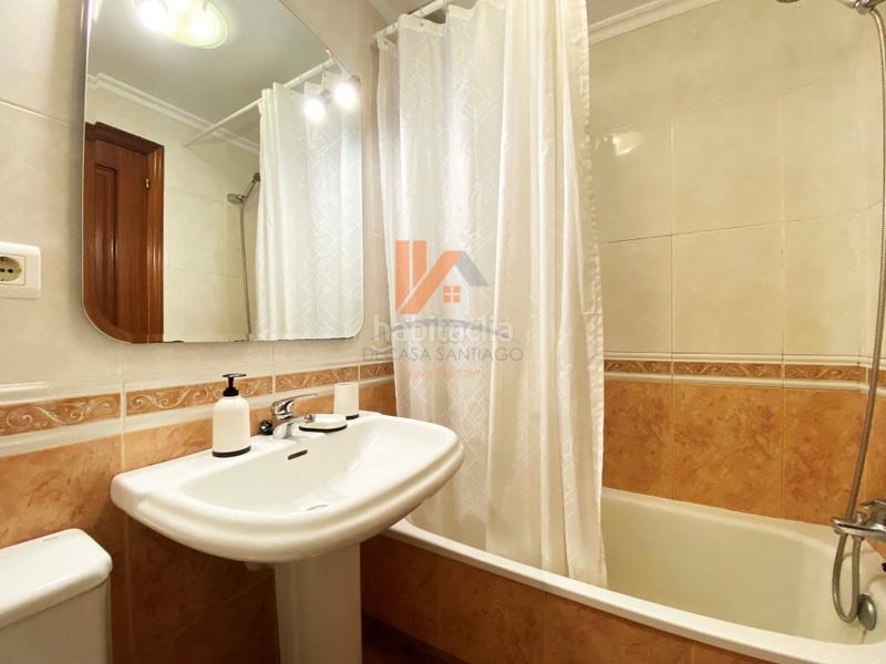 Foto 32fb67f6-661c-47e9-a6ca-86f48fe67376. Pis a rua penedo 30 a Conxo Santiago de Compostela