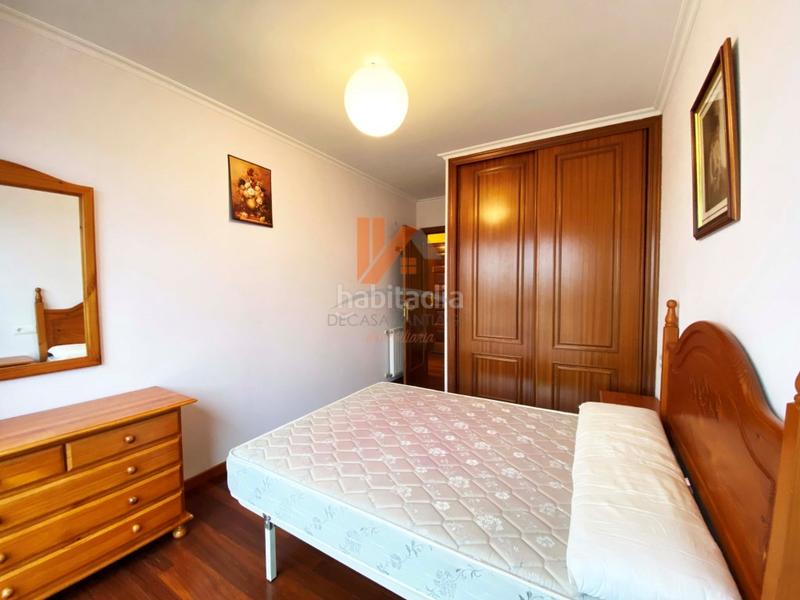 Foto 45db960b-b1c6-463a-a4a4-f6d790123695. Pis a rua penedo 30 a Conxo Santiago de Compostela