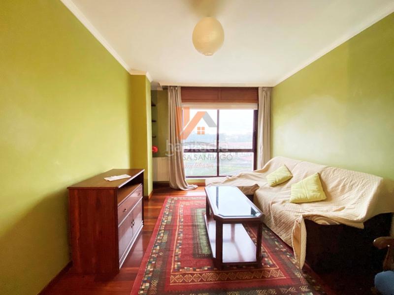 Foto a8b35485-c06e-4660-9322-6c3d3acbc073. Pis a rua penedo 30 a Conxo Santiago de Compostela