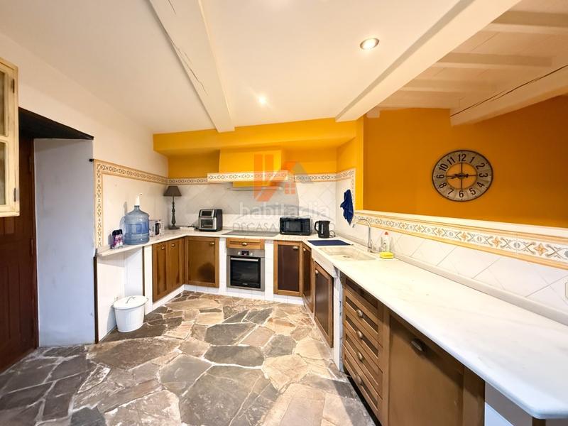 Foto 488da9a9-bb38-4284-aefd-b89bd3fc4909. Haus in lugar roxido 3 in Parroquias de Santiago Santiago de Compostela