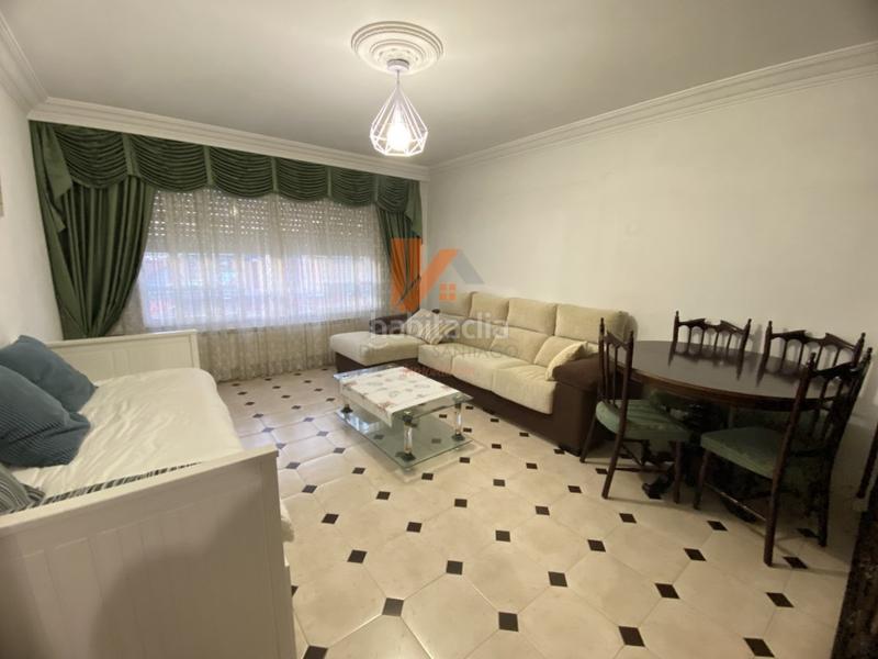 Foto 7d9ac5ed-2e43-44a2-a5de-109e5cfcf888. Rent flat in travesia basquiños 1 in Campus Norte - San Caetano Santiago de Compostela