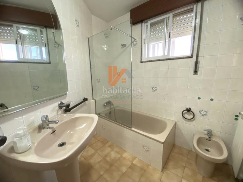 Foto e64c2bf7-35ef-48d8-9e3a-19d89d3f0bc5. Rent flat in travesia basquiños 1 in Campus Norte - San Caetano Santiago de Compostela