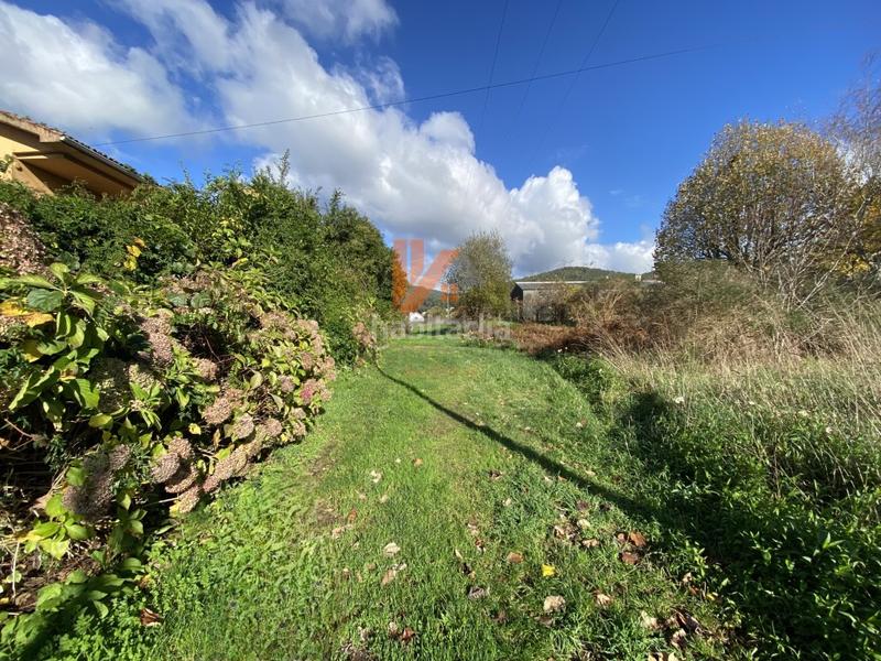 Foto c1b464c0-4d78-4d1a-a1e0-d6cd09173944. Terreno residenziale in lugar lombao 51 in área de Ames Ames