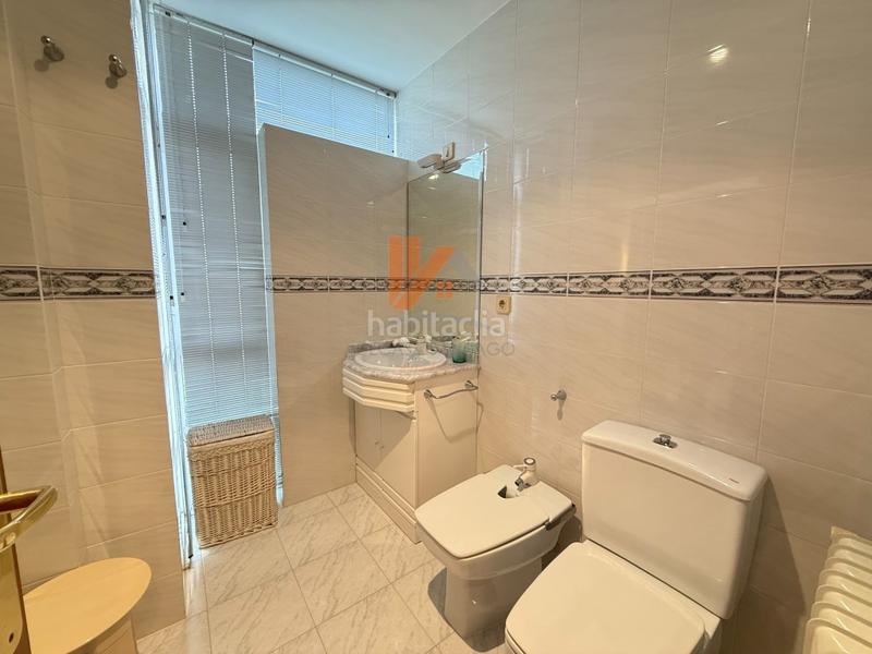 Foto 6fa82473-580b-450f-aa28-8a26f7c8874a. Casa bifamiliare in urbanizacion monte devesa 28 in Brión