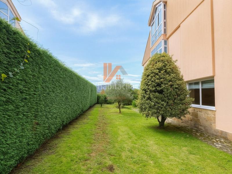 Foto e6fe392b-ea8a-4bc7-bea7-a380e6326e09. Casa bifamiliare in urbanizacion monte devesa 28 in Brión