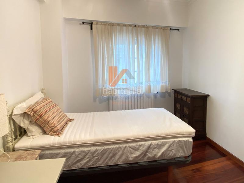 Foto de248509-895e-41e7-83be-04e7b17aaeec. Affitto appartamento in rua san clemente 10 in Casco Histórico Santiago de Compostela