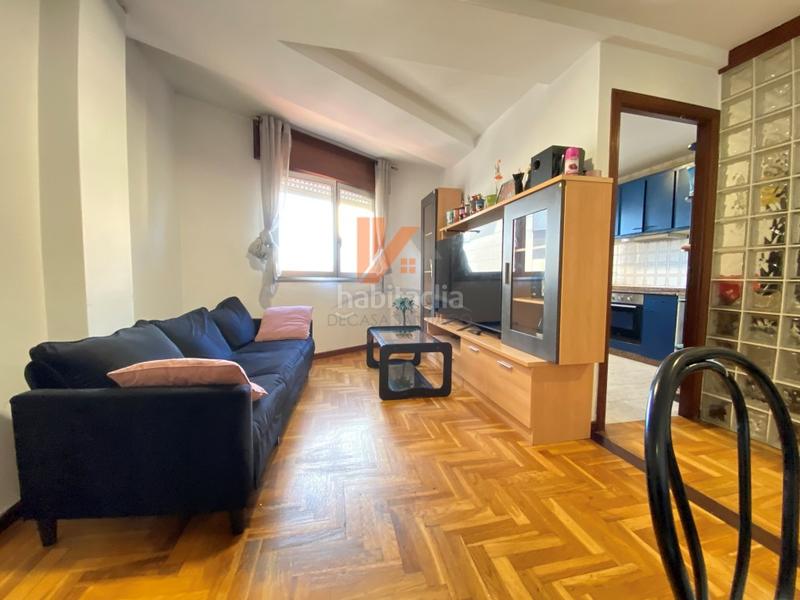Foto 09b25555-c231-43c0-8b2c-26574b1c385f. Appartement dans rua estrada 28 dans Castiñeiriño - Cruceiro de Sar Santiago de Compostela