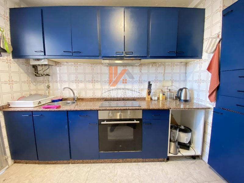 Foto 533049df-2cfb-4800-9c81-bd96611e7220. Appartement dans rua estrada 28 dans Castiñeiriño - Cruceiro de Sar Santiago de Compostela