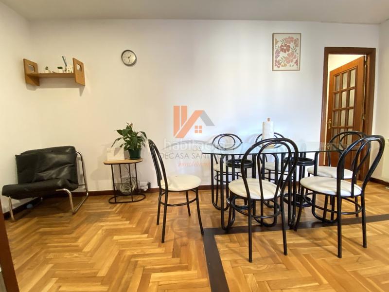 Foto 5d13de87-1b8e-44ad-9a62-2bd1593a44ae. Appartement dans rua estrada 28 dans Castiñeiriño - Cruceiro de Sar Santiago de Compostela