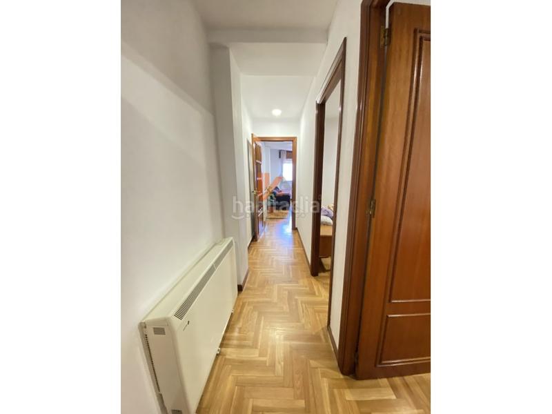 Foto eb3154da-25bd-47ee-8600-5325c5314439. Appartement dans rua estrada 28 dans Castiñeiriño - Cruceiro de Sar Santiago de Compostela