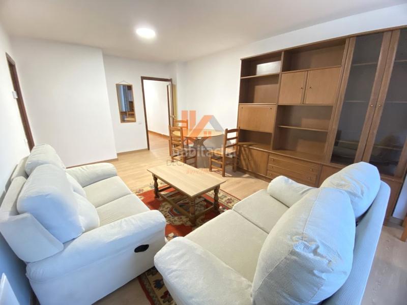 Foto 09d28781-5088-41da-ad36-39e48f701437. Location appartement dans avenida rosalia castro 87 dans Santiago de Compostela