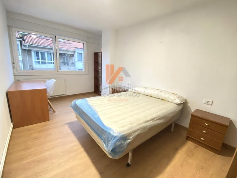 Foto 1d593b89-ab9e-4147-b811-37ce06025b32. Miete etagenwohnung in avenida rosalia castro 87 in Santiago de Compostela