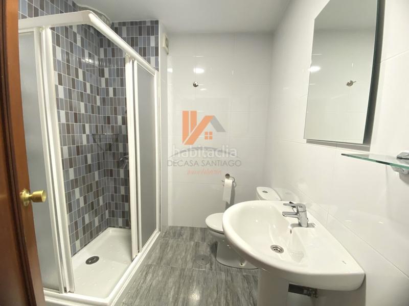 Foto 1a0c838f-4c86-4cf4-a256-792e10a1a328. Rent flat in avenida rosalia castro 87 in Ensanche - Sar Santiago de Compostela