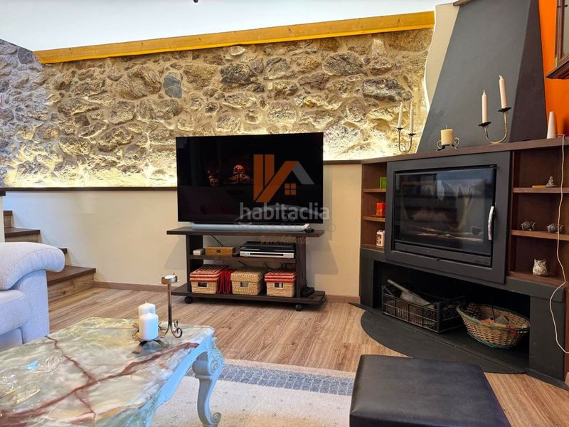Foto aa0ce3d6-6994-4c8a-be69-83a9ea9d84b8. Casa amb aparcament a Estrada (A)
