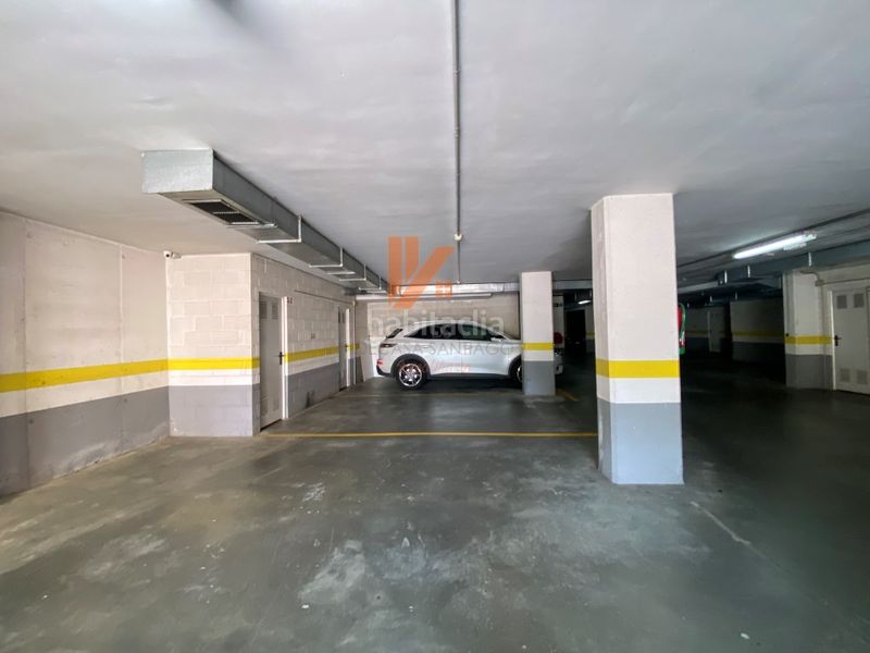 Foto 9e18392e-13ce-49c0-b3e5-d72278289d19. Apartament amb aparcament a O Milladoiro Ames