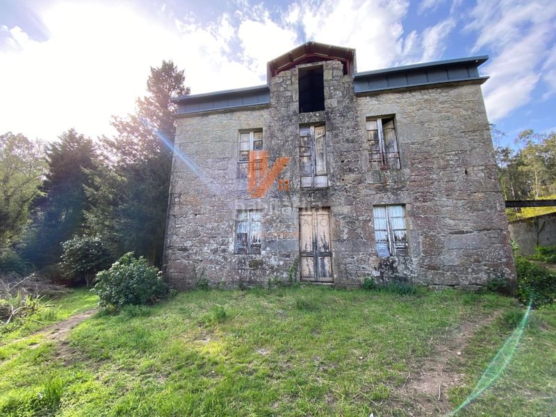 Foto 6acdf40e-7767-469f-b5b9-1a5836a4880b. Casa a área de Ames Ames