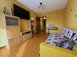 Etagenwohnung  Avenida rosalia castro. Piso en venta en o milladoiro de 3 dormitorios