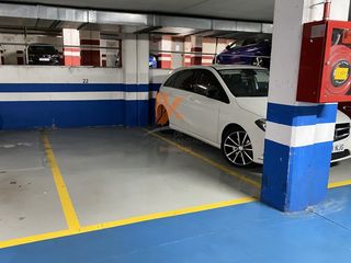 Lloguer Aparcament cotxe a Rua pintor juan luis 5. Plaza de garaje en pontepedriña