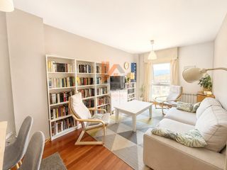 Duplex  Avenida mahia. Dúplex luminoso con garaje y trastero en avenida da mahía, berta