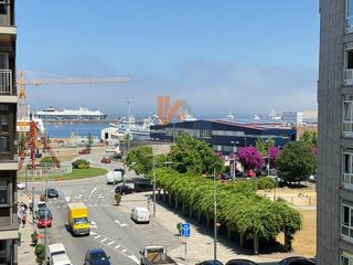 Pis  Rua coruña. Exclusiva vivienda de 221 m con terraza y vistas al mar