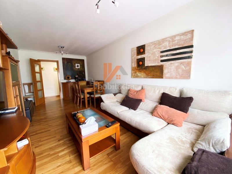 Foto c799bc43-cee3-430a-9fa1-ae357ed612dc. Pis amb aparcament a Bertamirans Ames