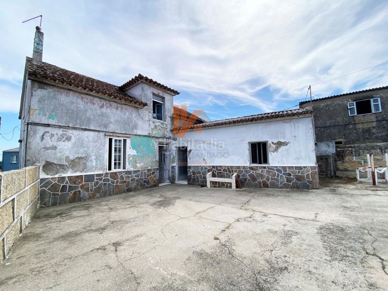 Foto c8c31cde-0bf8-4eba-b8ee-e0c5a21416f8. Casa a Carreira Ribeira