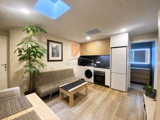 Apartament  Rua xeneral pardiñas. Ático de diseño recién reformado a estrenar en general pardiñas