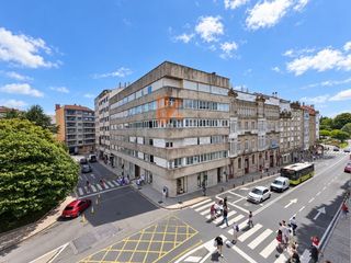 Etagenwohnung in Casco Histórico. Piso en venta en pleno centro de santiago  plaza de galicia