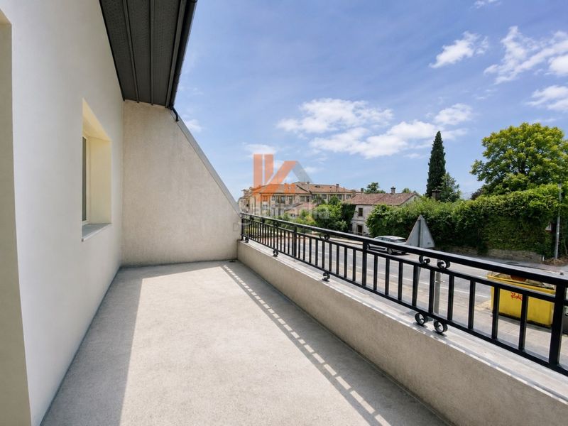Foto 1cfd6b55-b2ad-4d81-832d-f42696be51be. Apartament amb aparcament a Teo