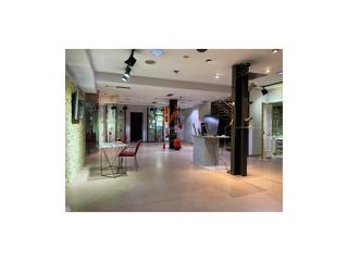 Lloguer Local Comercial  N/a. Local comercial con garaje propio
