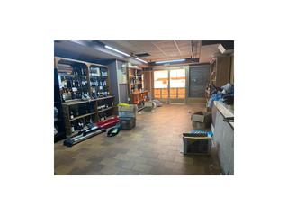 Lloguer Local Comercial a Avenida de lugo 6. Bajo comercial al lado de la estación de tren